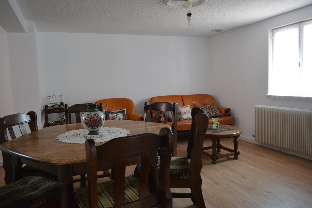 Location Alice Villa Ottrott Rom bilde